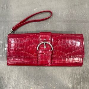 Elegant Red Crocodile-Embossed Clutch